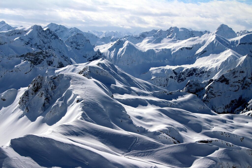 冬休みに学生向けの格安スキーツアーはどこがおすすめ？