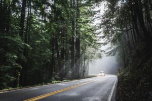 連休に車中泊で旅行する際の節約術は？